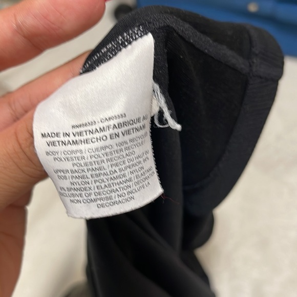 Nike Loose Racerback Tank With Mesh Detail- XL - Picture 5 of 5